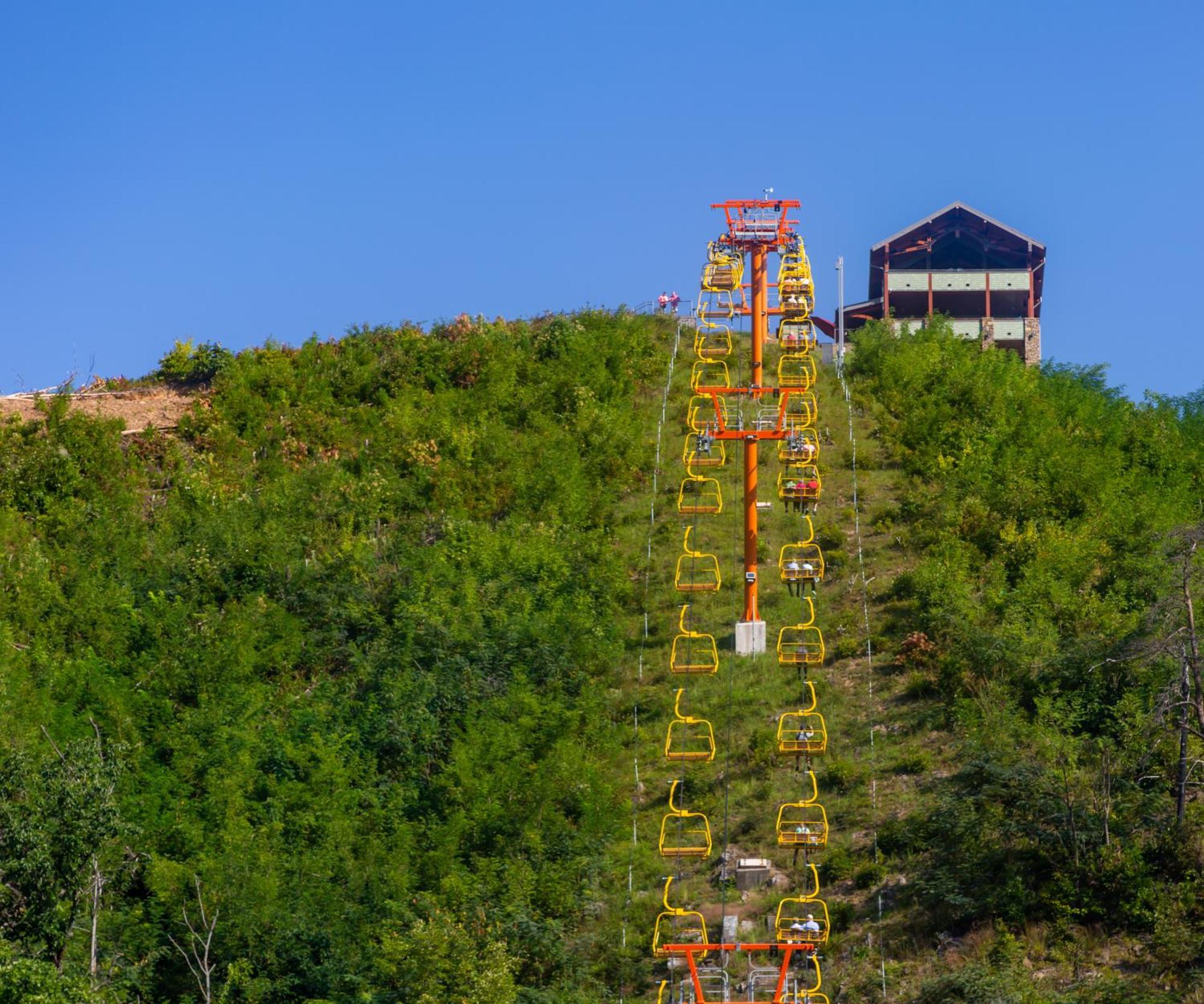 A Higher Calling, 1089 Of Free Area Attraction Tickets For Each Paid Day, Dollywood And More! بيدجن فورج المظهر الخارجي الصورة